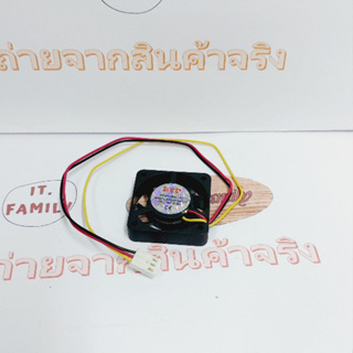 พัดลมระบายความร้อนสําหรับคอมพิวเตอร์คอมพิวเตอร์ 40มม.x 40มม.3Pins 12V (ออกใบกำกับภาษีได้)