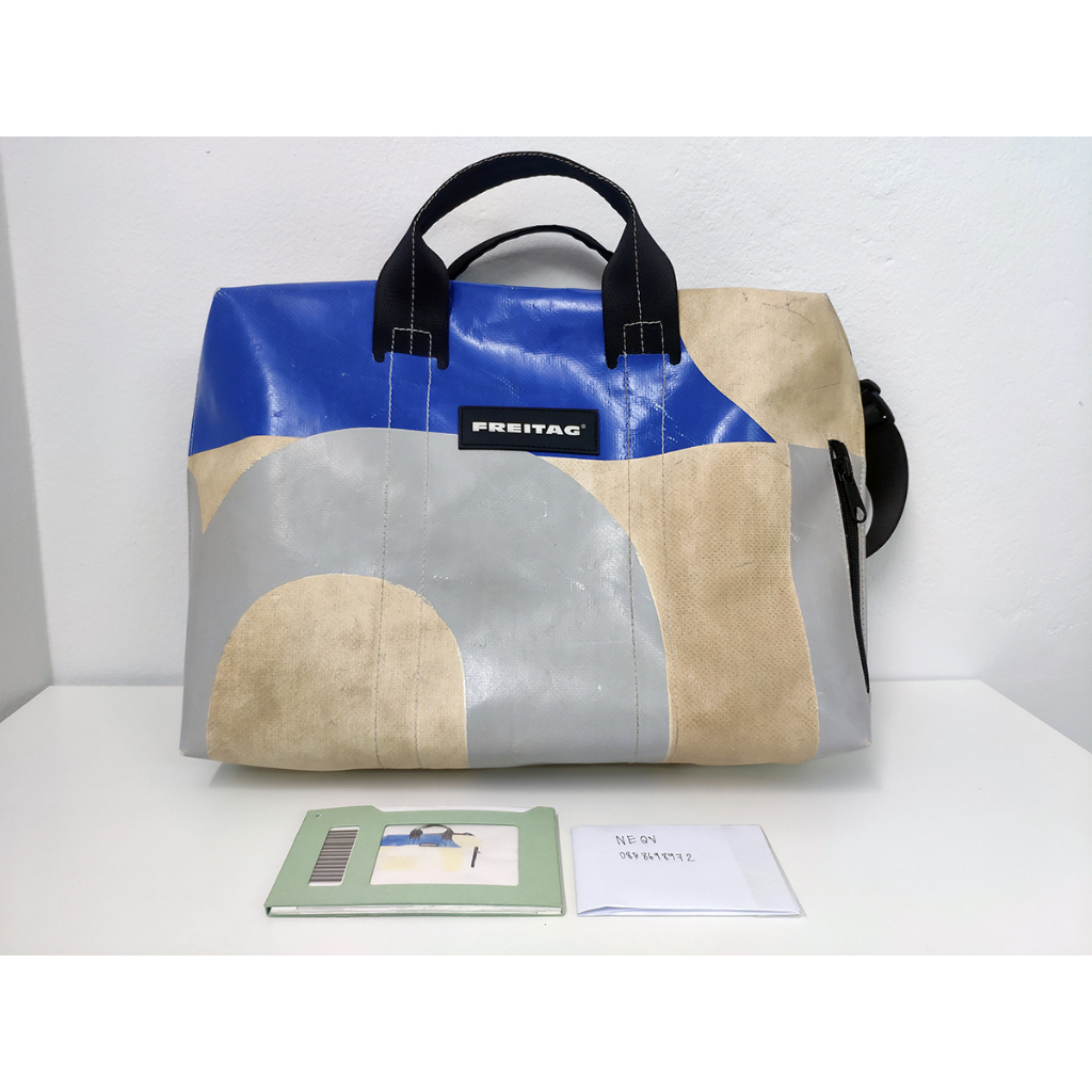 【廃盤モデル】FREITAG（フライターグ）BEN F77 ラップトップスリーブ 廃盤モデル】FREITAG（フライターグ）BEN F77 ラップトップ