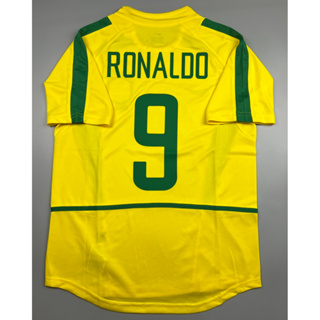 เสื้อบอล ย้อนยุค ทีมชาติ บราซิล 2002 เหย้า Retro Brazil Home พร้อมเบอร์ชื่อ 9 RONALDO แชมป์บอลโลก World Cup Champions