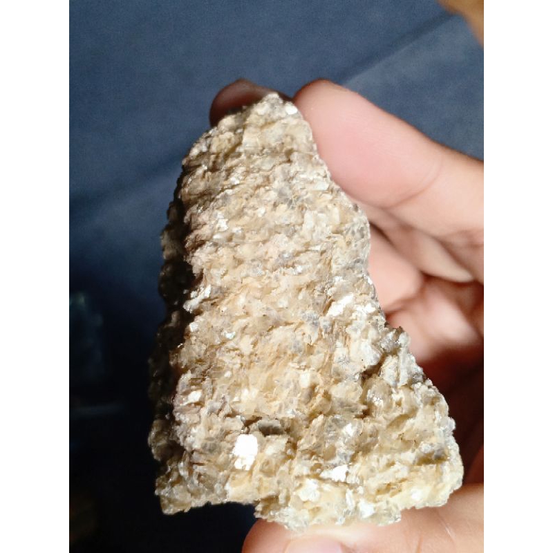 mica-ไมกา-แร่ไมกา-น้ำหนัก-136-g-ขนาด-6-6-5-3-5-cm-ผิววาว-ผลึก-ธรรมชาติ-หินธรรมชาติ-หินสะสม