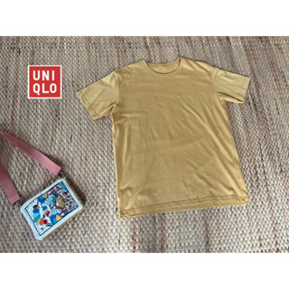 Uniqlo x cotton x T-shirt x XL ชาย เหลืองมีสตาร์ ใหม่เทียบมือ 1อก 44 ยาว 28 • Code : bc28(2)