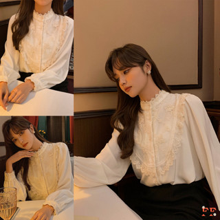 สต็อกไทย❌FF เสื้อเชิ้ตสีขาวดีเทลตกแต่งลูกไม้สวยๆ แขนยาวคอสูง กระดุมหน้า