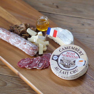 Saucisson "Camembert &amp; Figs" French Salami Charcuterie Dried Sausage French Cheese Natural Flavor Premium Meat
