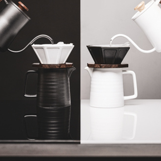 ★ Set ดริปกาแฟ Ceramic Dripper + Walnut holder + Black Obsidian Coffee Server 600 ml