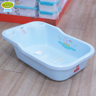 FIN BABIES PLUS อ่างอาบน้ำเด็กขนาดใหญ่พลาสติกอย่างดี ทนทาน มีรูระบายน้ำ USE-A9D ฟ้า