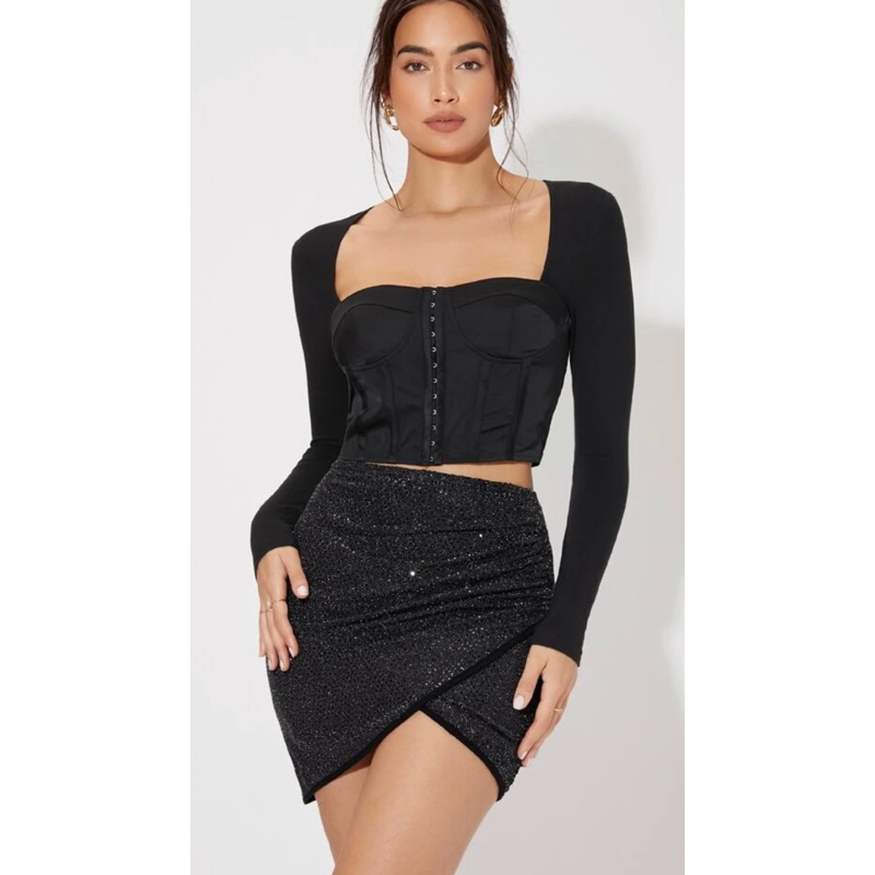 ส่งต่อ crop top สีดำ สุดแซ่ป Shopee Thailand