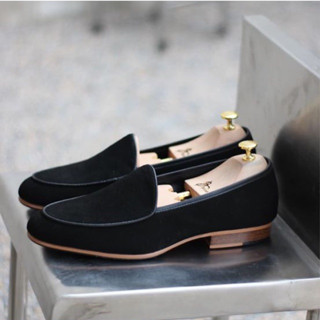 ภาพหน้าปกสินค้าBritish รองเท้าหนังกลับ รุ่น Belgian Loafers (Black) ที่เกี่ยวข้อง