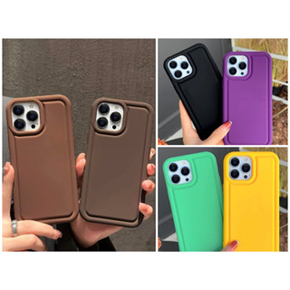 เคสไอโฟนสีพื้นดำม่วง/น้ำตาลเข้มอ่อน/เขียวเหลือง 2ชิ้น (1แถม1) iX-14promax (Case iphone) เคสมือถือ เคสขอบมน เคสช็อกโกแลต