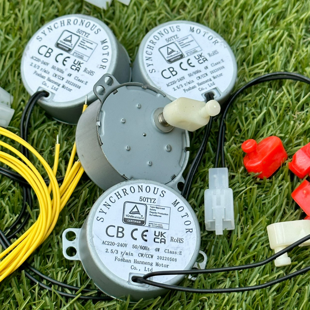 มอเตอร์ทางเดียวใช้ไฟ-220v-240v-2-5-rpm-สำหรับก็ตู้ฟักไข่-พร้อมจุกเสียบมอเตอร์-สินค้าพร้อมส่ง-ส่งจากไทย