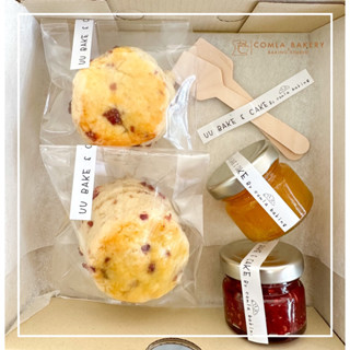 สโคนแครนเบอร์รี่ scones