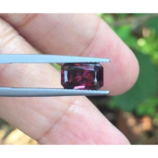 พลอยสปิเนล(Spinel) นน2.34กะรัต