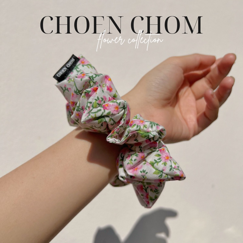 scrunchies-ยางมัดผมโดนัท-ยางรัดผม-ขนาดกลาง-5-นิ้ว-ลายดอกกุหลาบ-สีชมพู-น่ารัก-วินเทจ