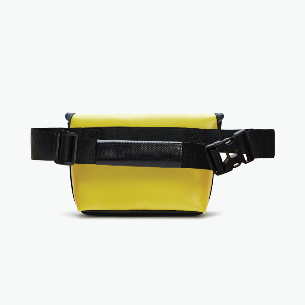 กระเป๋าผ้าใบ-etacha-รุ่น-porter-s-all-yellow