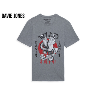 DAVIE JONES เสื้อยืดพิมพ์ลาย ทรง Regular Fit สีเทา Graphic print T-shirt in black TB0334TD