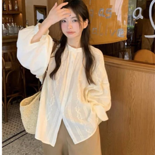 Lamoon cream blouse 🏝️🌻 เสื้อแขนยาวคอจีนกระดุมหน้า ลุคเกาหลีมากค่ะ