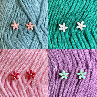 Confetti Sunday Petite Fleur Stud Earrings