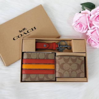 🎀 (สด-ผ่อน) กระเป๋าสตางค์ชาย set CE549 Boxed 3 In 1 Wallet Gift Set In Signature Canvas With Varsity Stripe