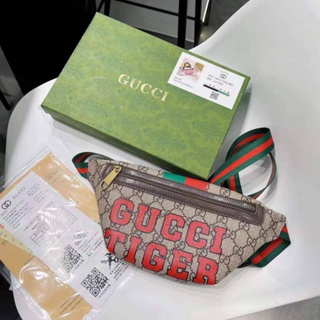 GUCCI TIGER 💚❤️กระเป๋าคาดอกTiger มาใหม่ หรู ดูแพงมากก ขนาด 24x19x5 มาพร้อมกล่อง