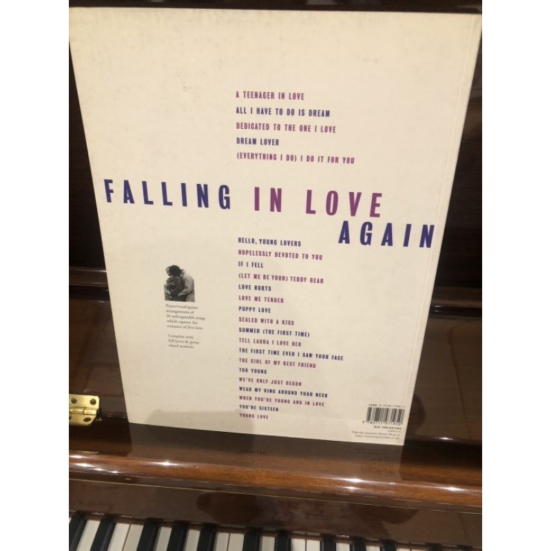 love-song-falling-in-love-again-pvg-msl-หนังสือค้างสต๊อกเก่าปกมีรอยตามภาพขอดูภาพเพิ่มเติมได้