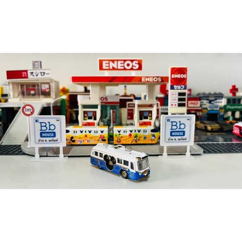 model-1-64-tomica-tokyo-disney-resort-collection-bus