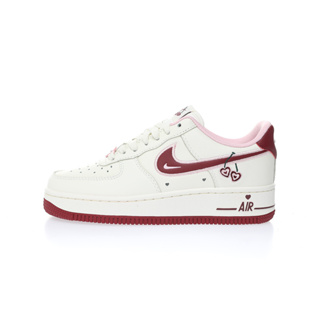 ภาพขนาดย่อของภาพหน้าปกสินค้า(ส่งฟรี) Nike Wmns Air Force 1'07 Low"Valentines Day" รองเท้า รองเท้าวิ่ง รองเท้า nike FD4616-161 จากร้าน ee_5lsyw4m บน Shopee