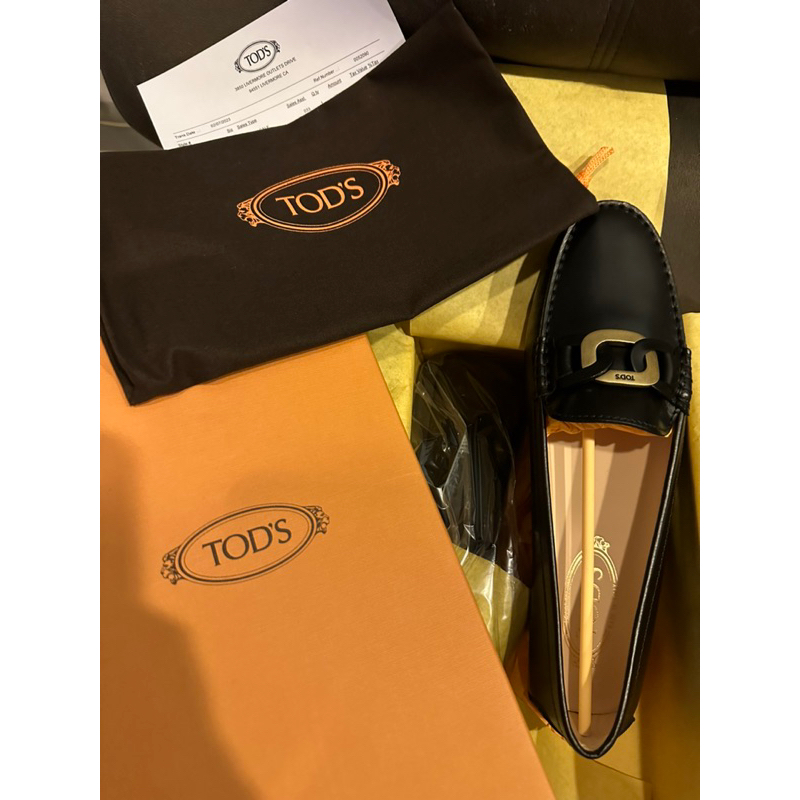 พร้อมส่ง *new* TOD’s shoe size 42 Shopee Thailand