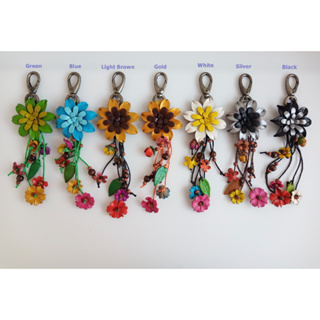 พวงกุญแจห้อยกระเป๋า ทำจากหนังแท้ Flower Keychain for Handbag No.08-2