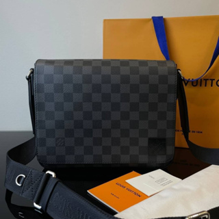 #louisvuitton #messenger #new Grade vip Size 25cm  ราคาส่ง 4,500 บาท อุปกรณ์ full box set