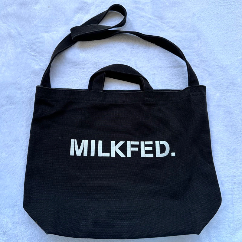 milkfed-กระเป๋าสะพายข้างครอสบอดี้