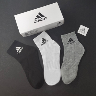 สินค้า 🔥(1กล่องมี 5 คู่ ） Adidasถุงเท้าข้อสั้น ถุงเท้าข้อกลาง ถุงเท้าสำหรับออกกำลัง ถุงเท้ากีฬา ถุงเท้าวิ่ง ใส่ได้ทั้งชายและหญิ