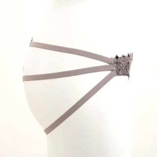 ภาพขนาดย่อของภาพหน้าปกสินค้าAnnebra กางเกงใน ทรงแฟชั่นสตริง ผ้าลูกไม้ String Fashion Panty รุ่น AU3-810 สีเทา,สีน้ำตาล จากร้าน annebra_official บน Shopee ภาพที่ 5