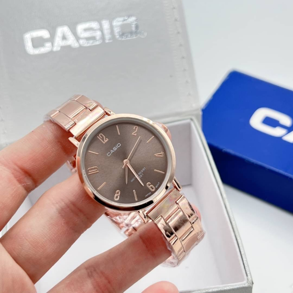 นาฬิกาข้อมือ-casio-สายเหลดสีเงินหน้าปัดสีพิ้งโกลด์-รุ่นนี้ขายดีตลอดทั้งปี