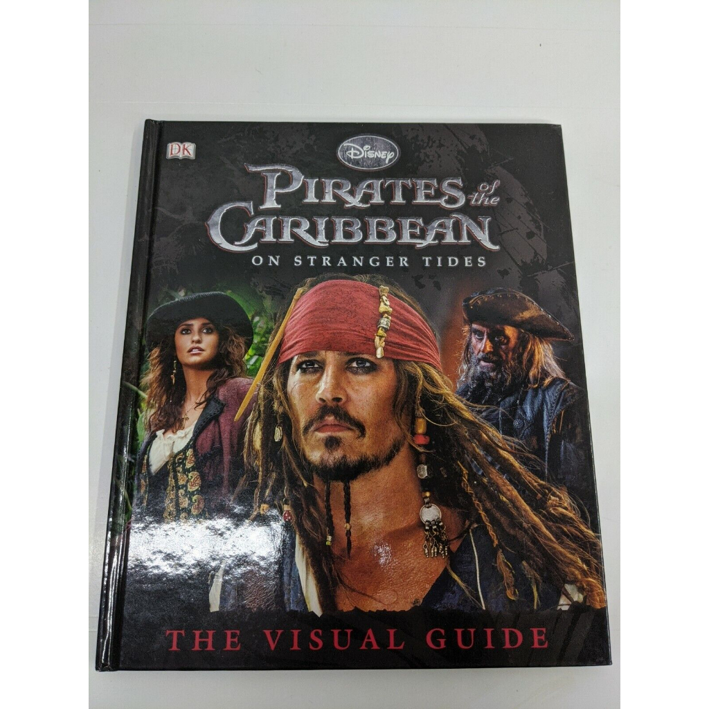 หนังสือ-pirates-of-the-caribbean-on-stranger-tides-the-visual-guide-ปกแข็ง-มือ-2