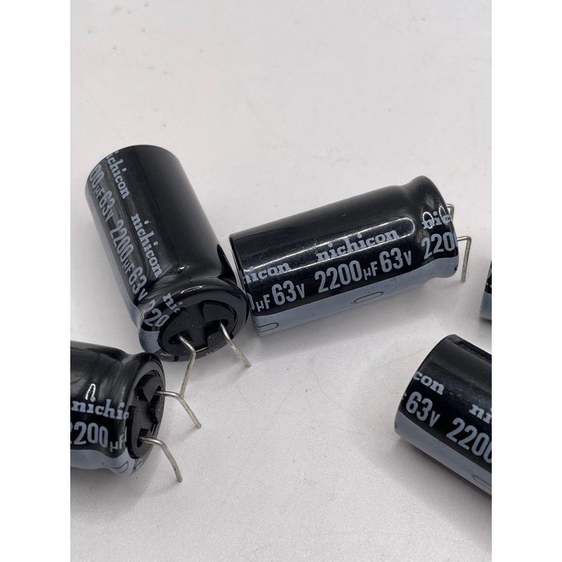 2200uf63v-อลูมิเนียม-ตัวเก็บประจุ-electrolytic-capacitor-ขา2ขา-ของใหม่