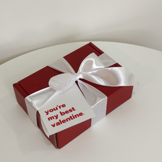 กล่องของขวัญสีแดง กล่องลูกฟูกพรีเมี่ยม