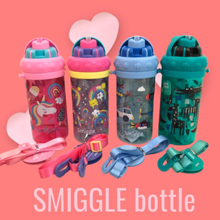 (ใส่โค้ด INCSL33 ลดเพิ่ม 50%) กระติกรุ่นหลอดดูด​ Smiggle พร้อมสายคล้อง