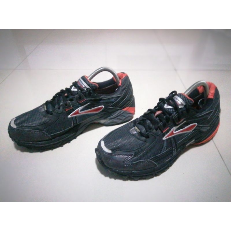 Brooks Adrenaline GTX | Shopee Thailand