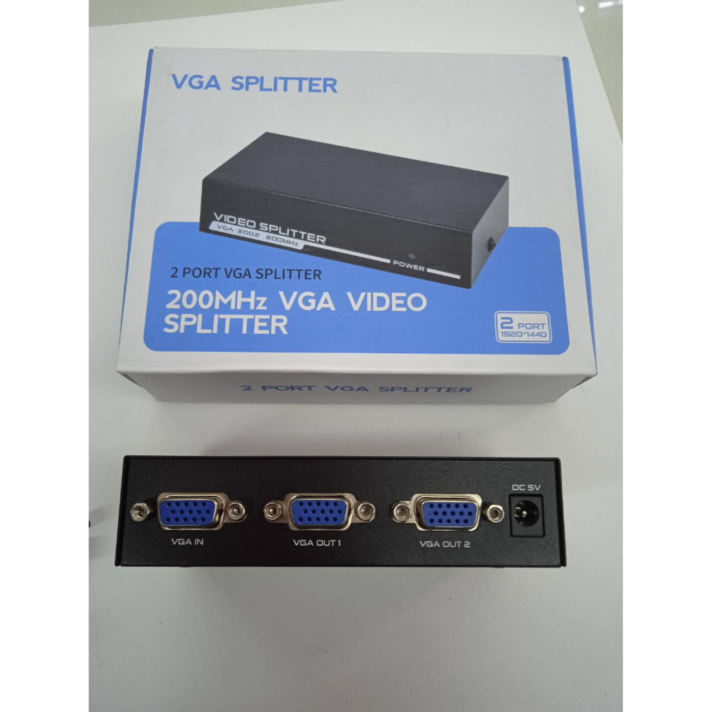vga-splitter-2-port-1x2-200-mhz-ตัวแปลงจอ-กล่องแปลงจอ-1-เครื่อง-ออก-2-จอพร้อมกัน-มีอะดับเตอร์ไฟเลี้ยง-ภาพชัดชัดสัญญานดี