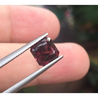 พลอยสปิเนล(Spinel) นน2.23กะรัต