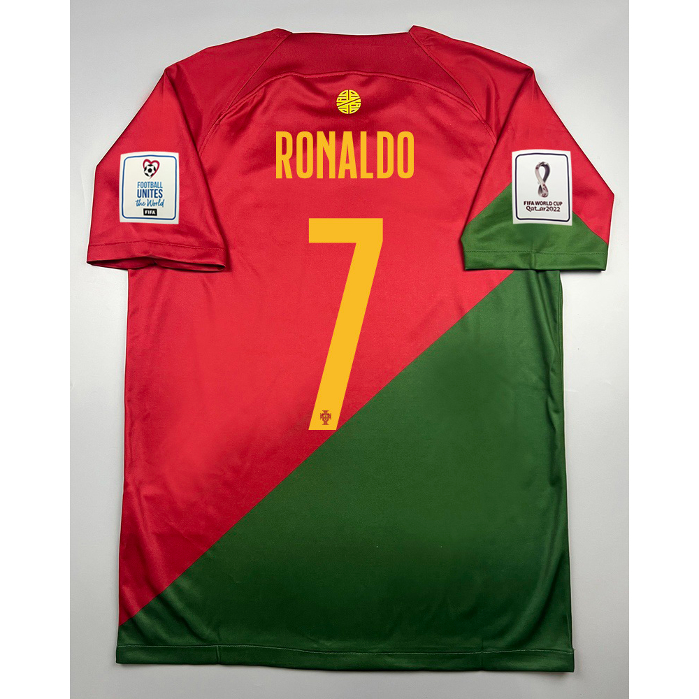 เสื้อบอล-แฟนบอล-ทีมชาติ-โปรตุเกส-เหย้า-2022-23-portugal-home-พร้อมเบอร์ชื่อ-7-ronaldo-อาร์มฟุตบอลโลก-world-cup-2022