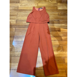 viris zamara jumpsuit สีส้มอิฐ ใหม่ซักเก็บค่ะ ไซส์M