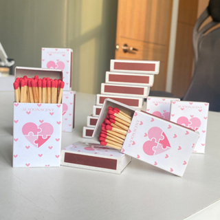 Ai.aoon.scent🕯️ไม้ขีดไฟ ลายIN LOVE💗 1กล่อง/40ก้าน Matches Box🔥