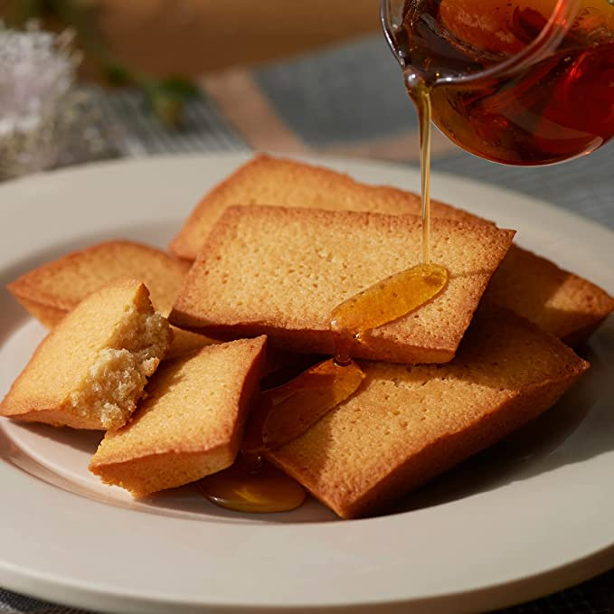 the-maple-mania-maple-financier-แพ็กละ-6-ชิ้น-ส่งตรงจากญี่ปุ่น