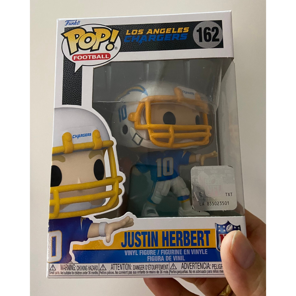 Funko Charge Football Figure Pop! Quarterback Classic Justin Herbert & Tom  Brady 2-Pack Rookie and Veteran Collection Sports Action