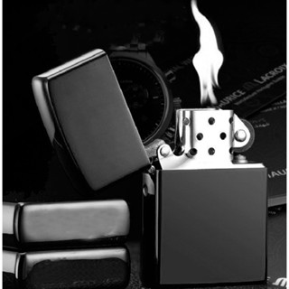 ไฟแชคเหล็ก สีดำ ไฟแชคน้ำมัน ทรงซิปโป้ Zippo ควงได้ มีเสียง พร้อมส่งทุกวันในประเทศไทย