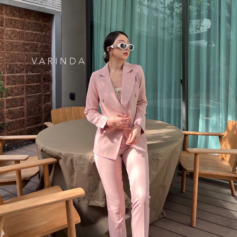 varinda-สูทสีชมพู-สูทสีชมพูออกงาน-สูทสีชมพูใส่ทำงาน-สูทชมพูไปงาน-สูทสีชมพูสุภาพ-สูทสีชมพูขายาว-สูทสีชมพูผู้หญิง