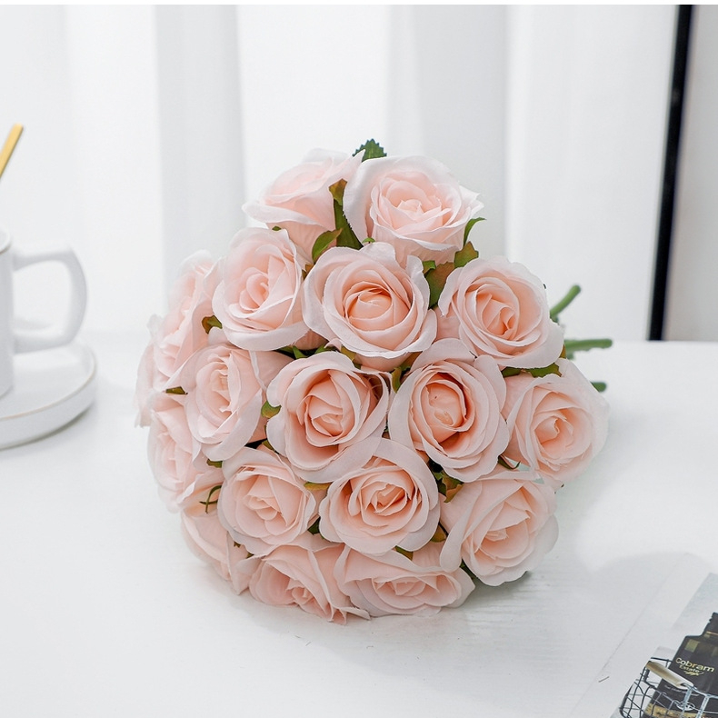 ดอกกุหลาบปลอม-ดอกไม้งานแต่งงาน-ช่อดอกไม้สำหรับเจ้าสาว-ช่อละ-18-ดอก-ดอกไม้ตกแต่งบ้านอุปกรณ์จัดงานแต่งงาน-ดอกไม้ประดับ