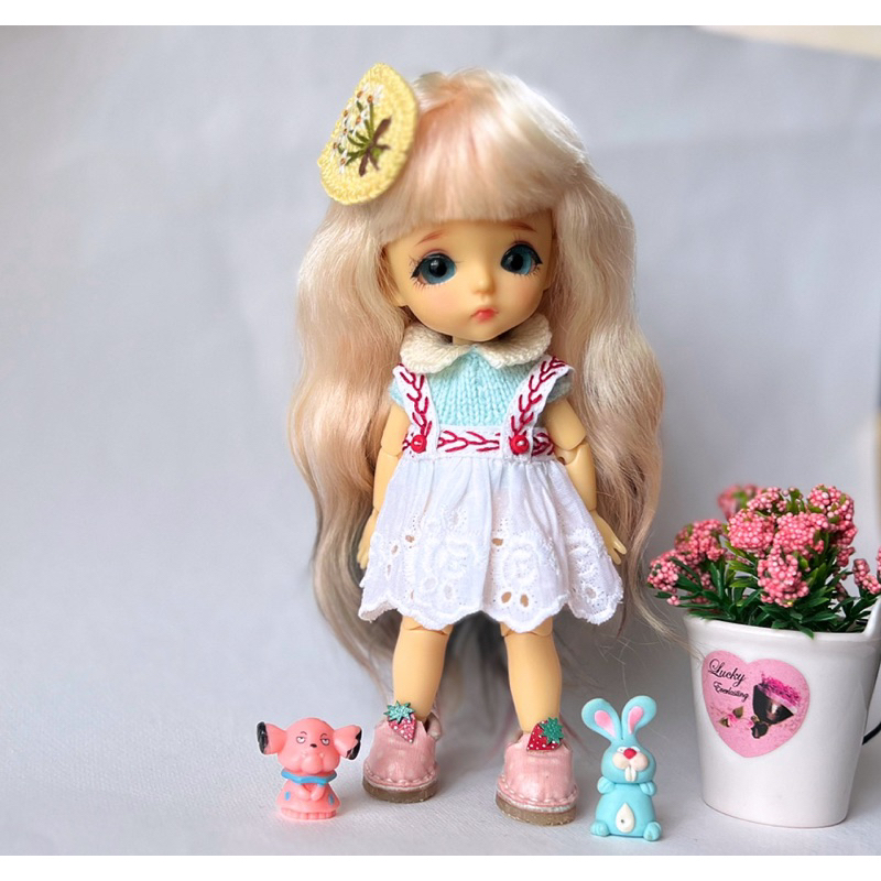 ชุดเอี๊ยมลูกไม้-ตุ๊กตา-lati-yellow-น่ารักน่าเอ็นดู-ไม่รวมตุ๊กตา