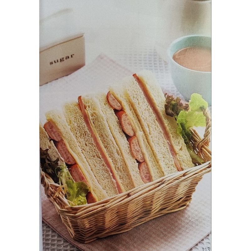 หนังสือ-creative-sandwich