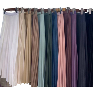 ภาพขนาดย่อของภาพหน้าปกสินค้ากระโปรงพลีท กลีบแน่น พลีทสวย จากร้าน skirt6395 บน Shopee